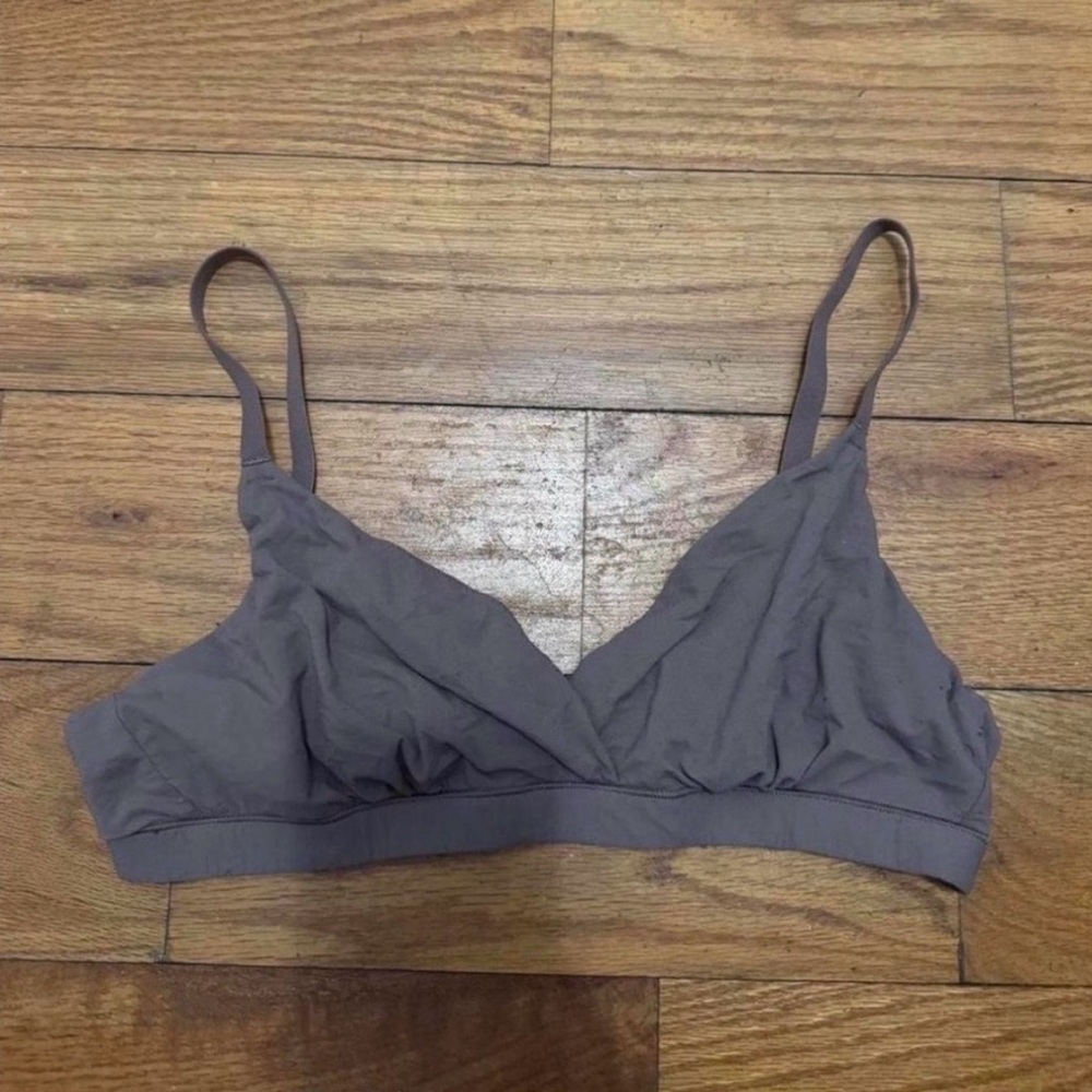 SKIMS Fits Everybody Crossover Bralette